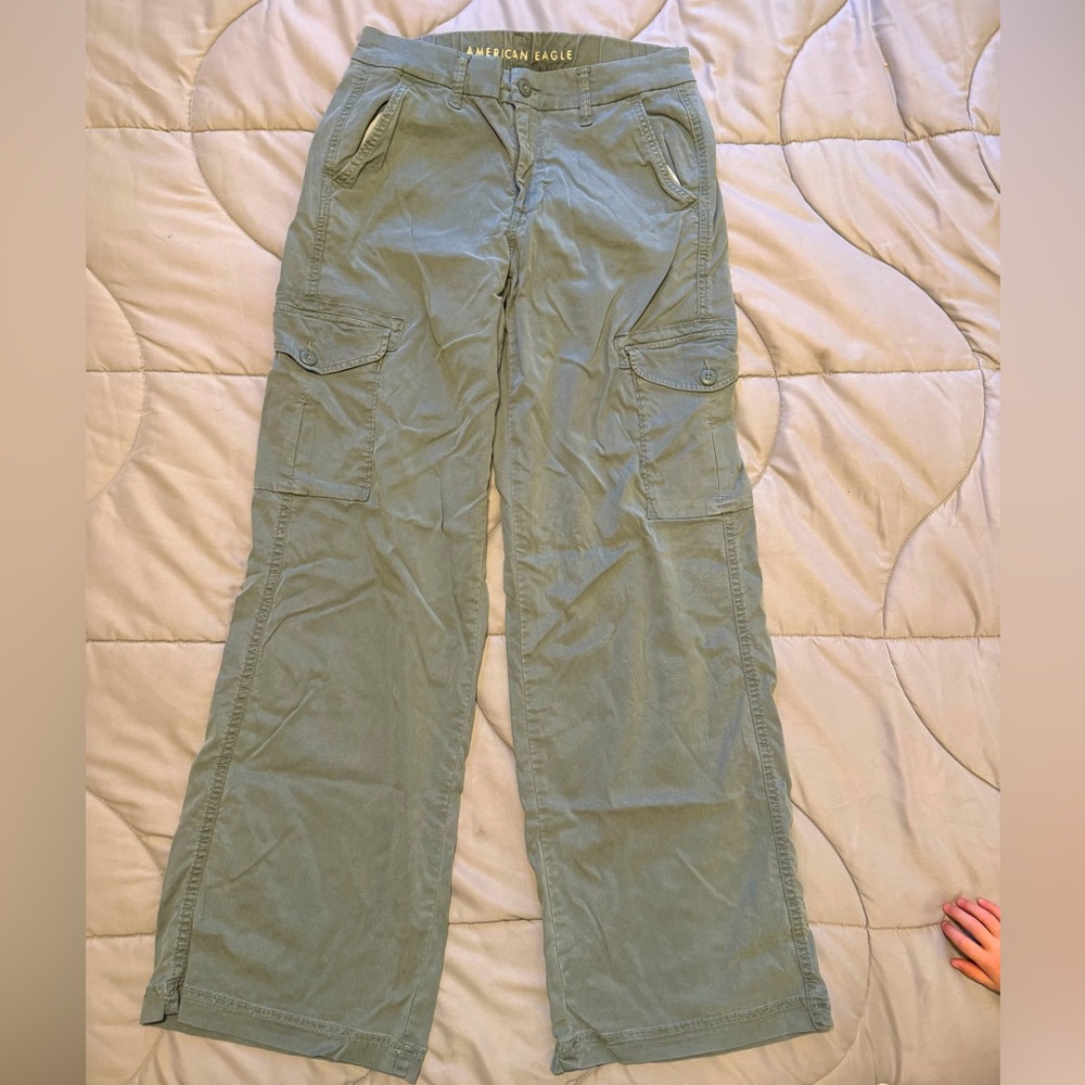 American Eagle Dreamy Drape Cargo Pants - 4 Long